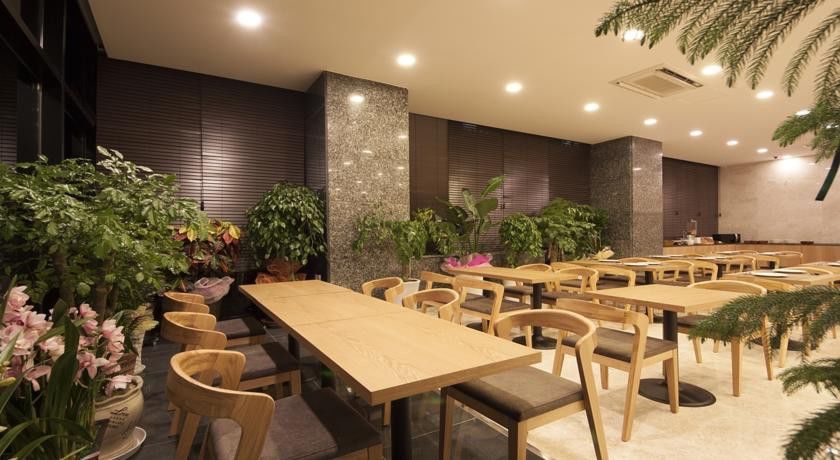 Hotel Noblesse Seoul Bagian luar foto