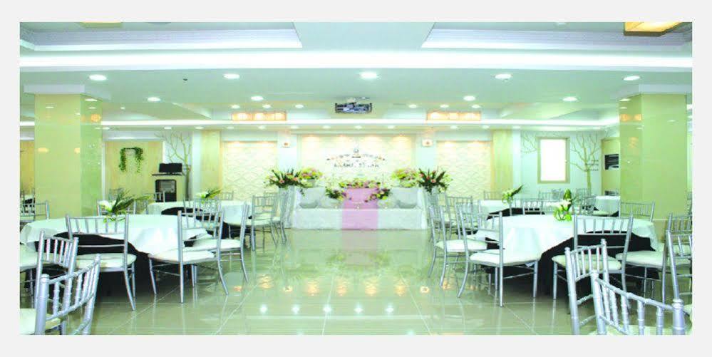 Hotel Noblesse Seoul Bagian luar foto